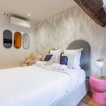 Апартаменты Bright Ac In Marais Bastille Париж